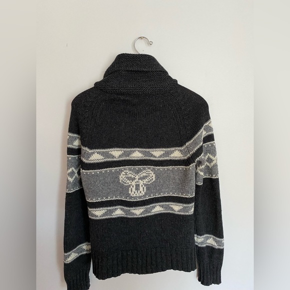 TNA sea to sky lambs wool sweater - Picture 2 of 3